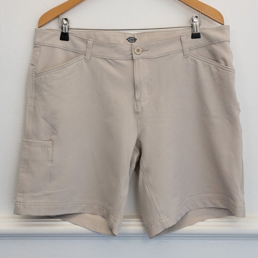 Dickies Utility Work Shorts Beige Cargo Style Durable Fit Size Unknown